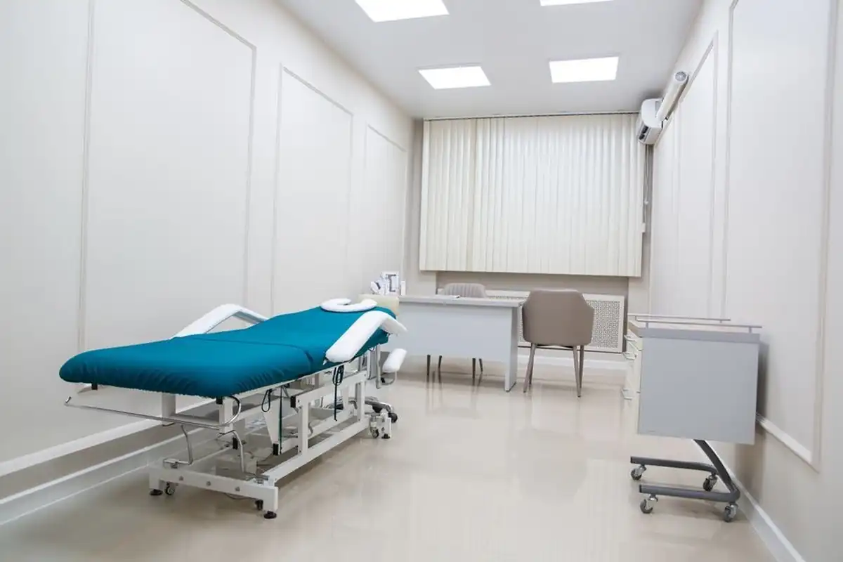 目の下のたるみ取り、下眼瞼手術で改善できることとできないこと